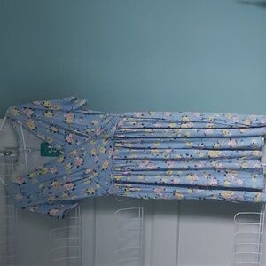 Lilbetter Dress NWT Floral with Pockets